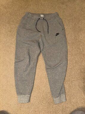 Nike tech fleece tapered joggers